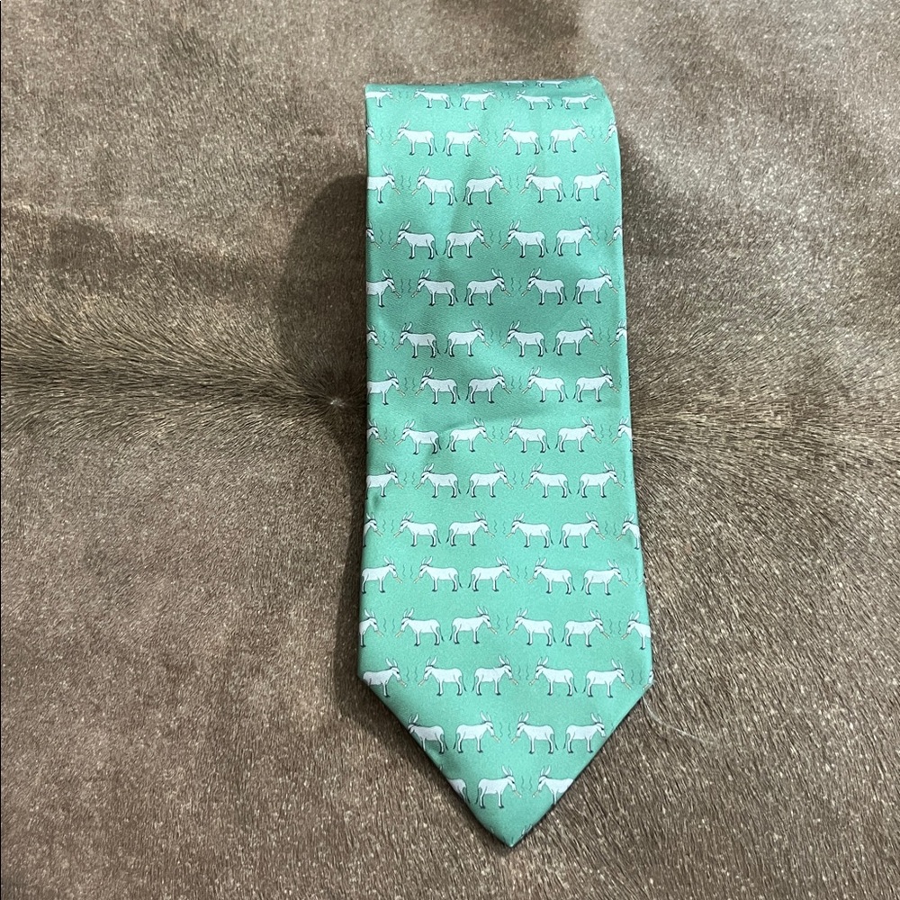 Mai Tai Smoking Donkey Silk Tie